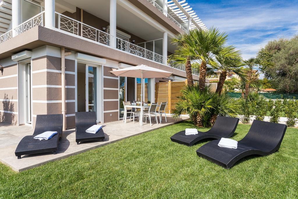 Villa Velvet Villeneuve-Loubet Buitenkant foto