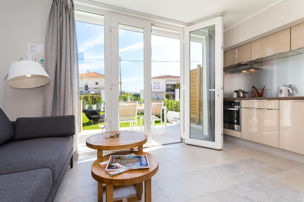 Villa Velvet Villeneuve-Loubet Buitenkant foto