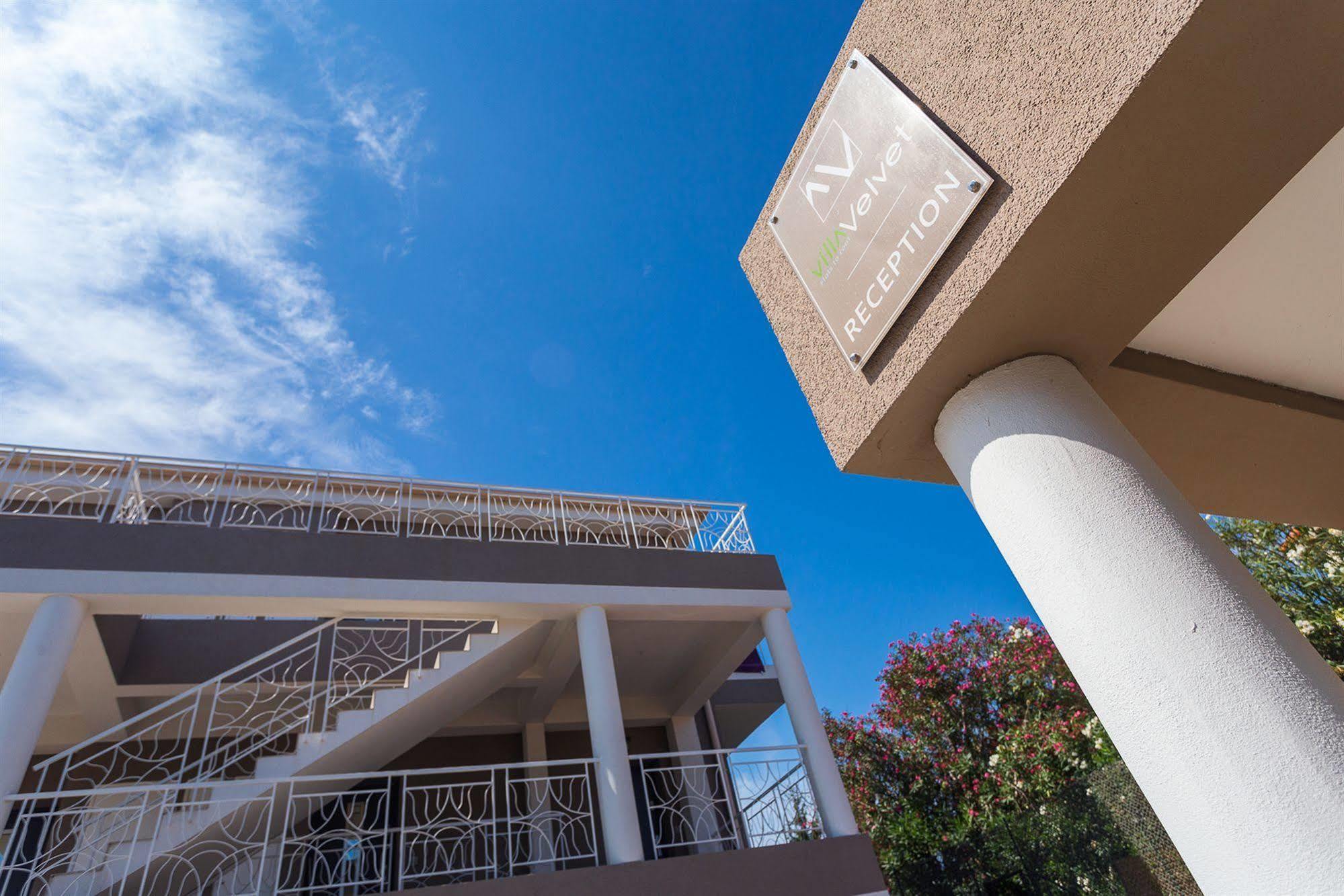 Villa Velvet Villeneuve-Loubet Buitenkant foto